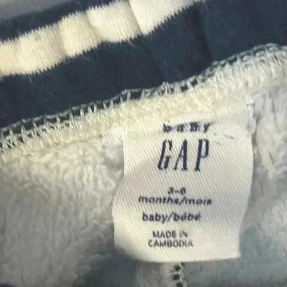 GAP - joggers with  fleece lining. Size 3-6 months - Picture 2 of 3